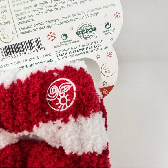 New EARTH THERAPUTICS Women’s Red White Stripe Cabin Socks Slippers Shea Butter - Picture 5 of 6